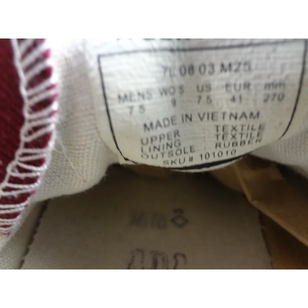 Converse All Star Low Top Burgundy Maroon Canvas Sneakers Mens‎ 7.5
